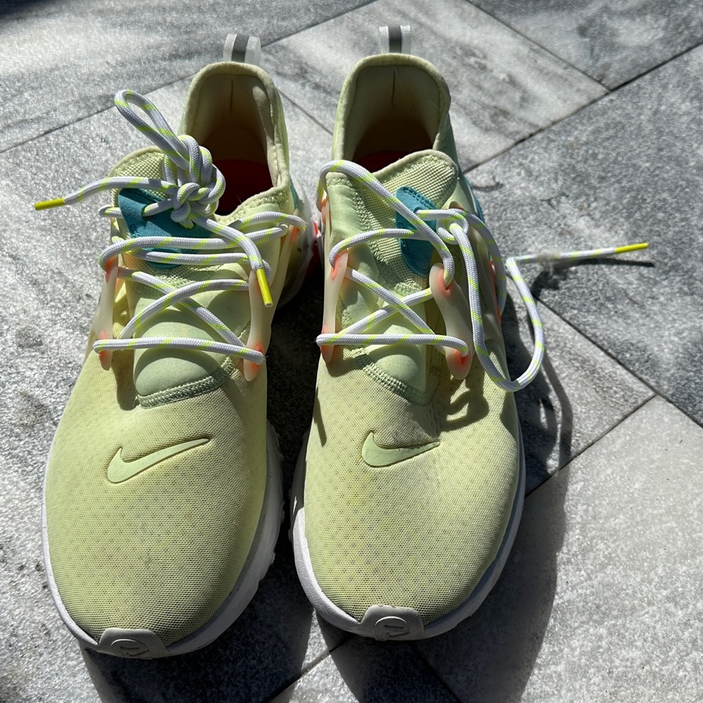 Nike React Presto Barely Volt - image 4